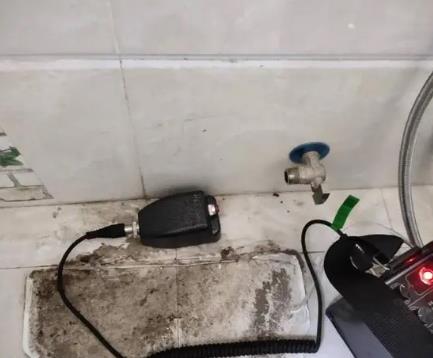 东湖屋顶漏水维修公司分享下卫生间漏水的危害及解决方法